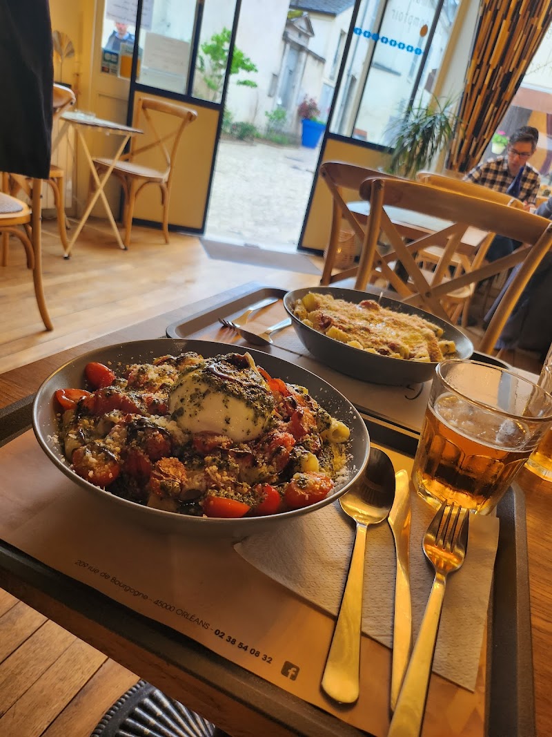 Restaurant Gavezzotti à Orléans, France — photo 2