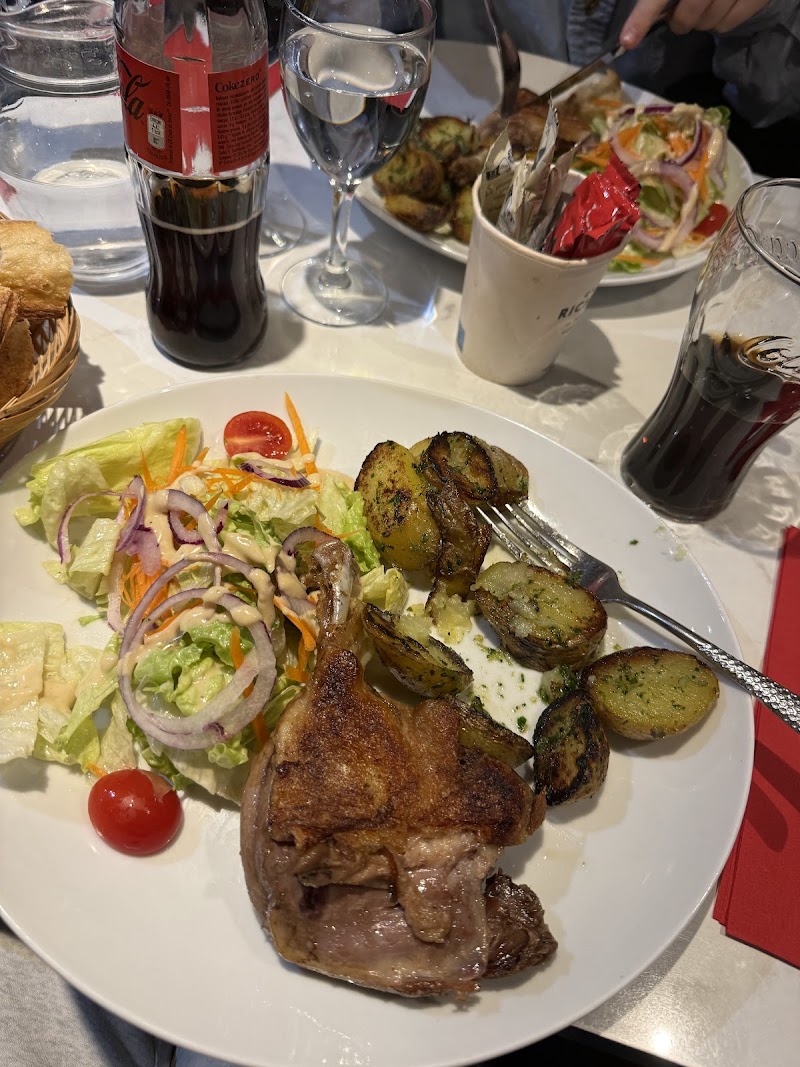 Restaurant Grill House à Paris, France — photo 3