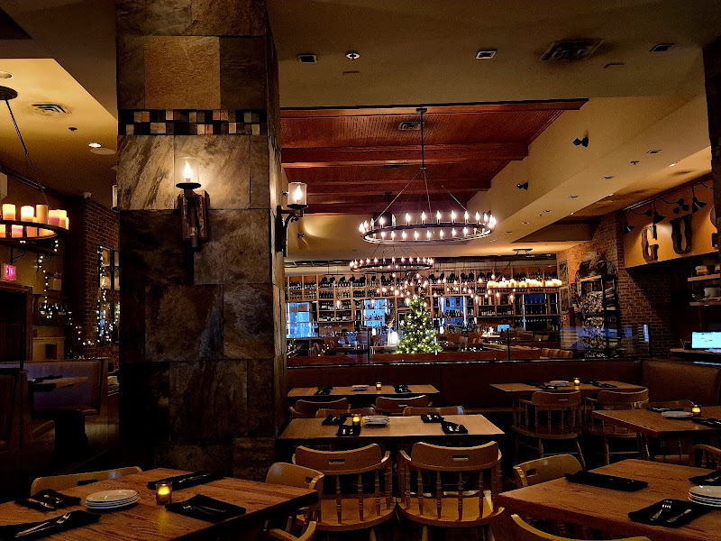 Gusto Italian Grill & Bar
