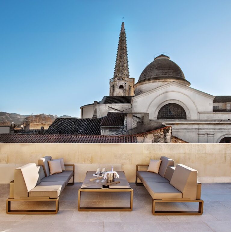 Hôtel et Restaurant de Tourrel à Saint-Rémy-de-Provence, France