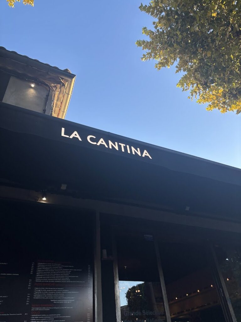 Restaurant La Cantina à Saint-Rémy-de-Provence, France — photo 1