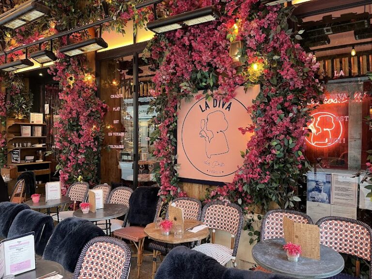 Restaurant La Diva des Prés à Paris, France — photo 1