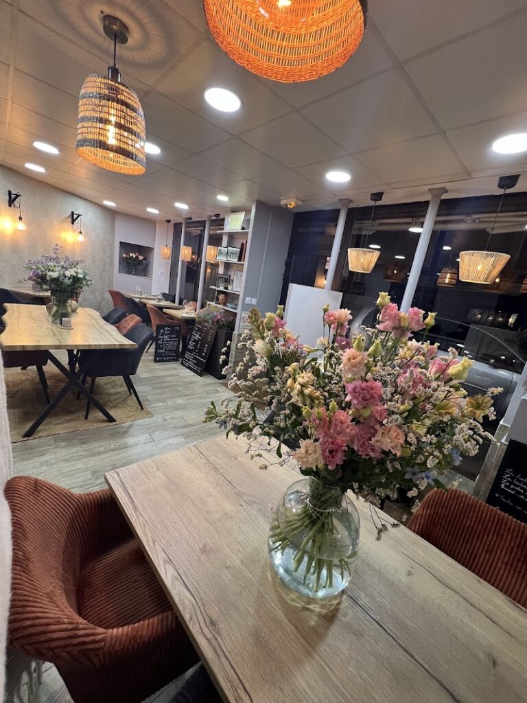 LA FRANCE CANTINE