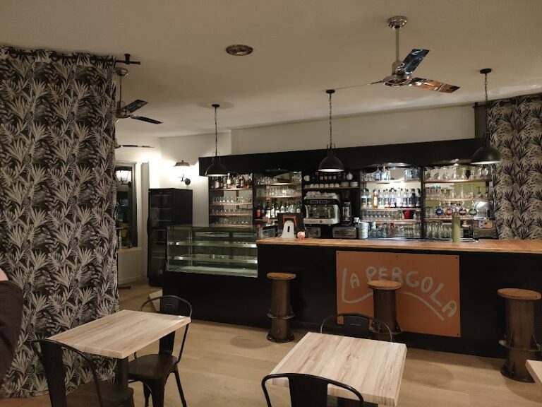 Restaurant LA PERGOLA à Clermont-Ferrand, France — photo 1