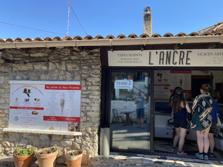 L’Ancre – Glacier Restaurant Le Rove à Le Rove, France — photo 1