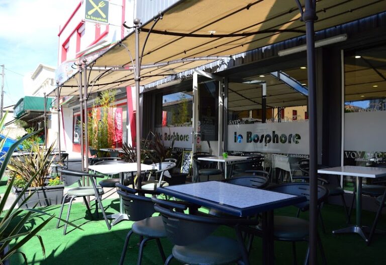 Restaurant Le Bosphore à Montélimar, France — photo 1