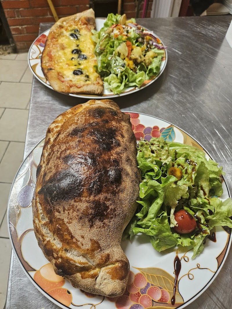 Restaurant Le Napoli à Albi, France — photo 2