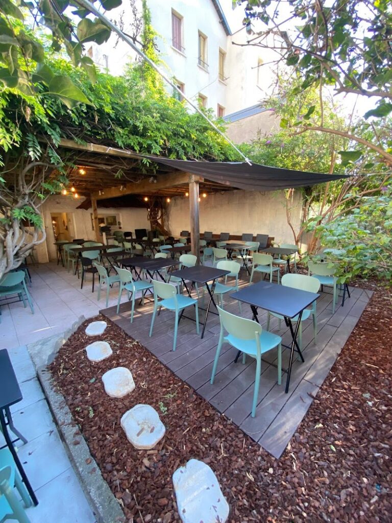 Le Patio des Carmes
