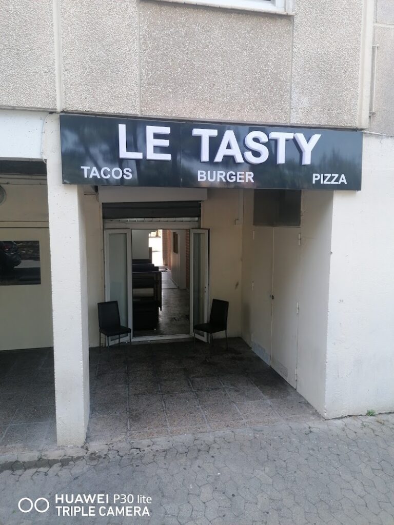 Restaurant Le Tasty à Béziers, France — photo 1