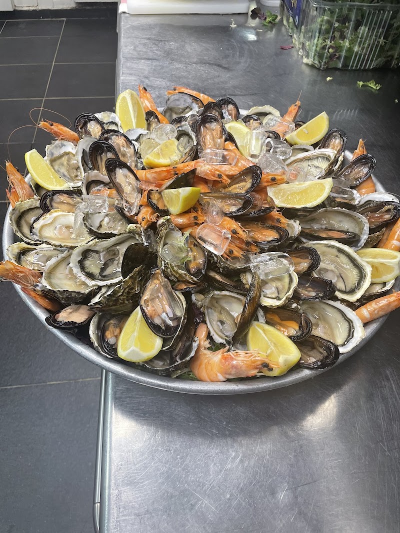 Restaurant Le Tournesol à Clermont-l'Hérault, France — photo 2