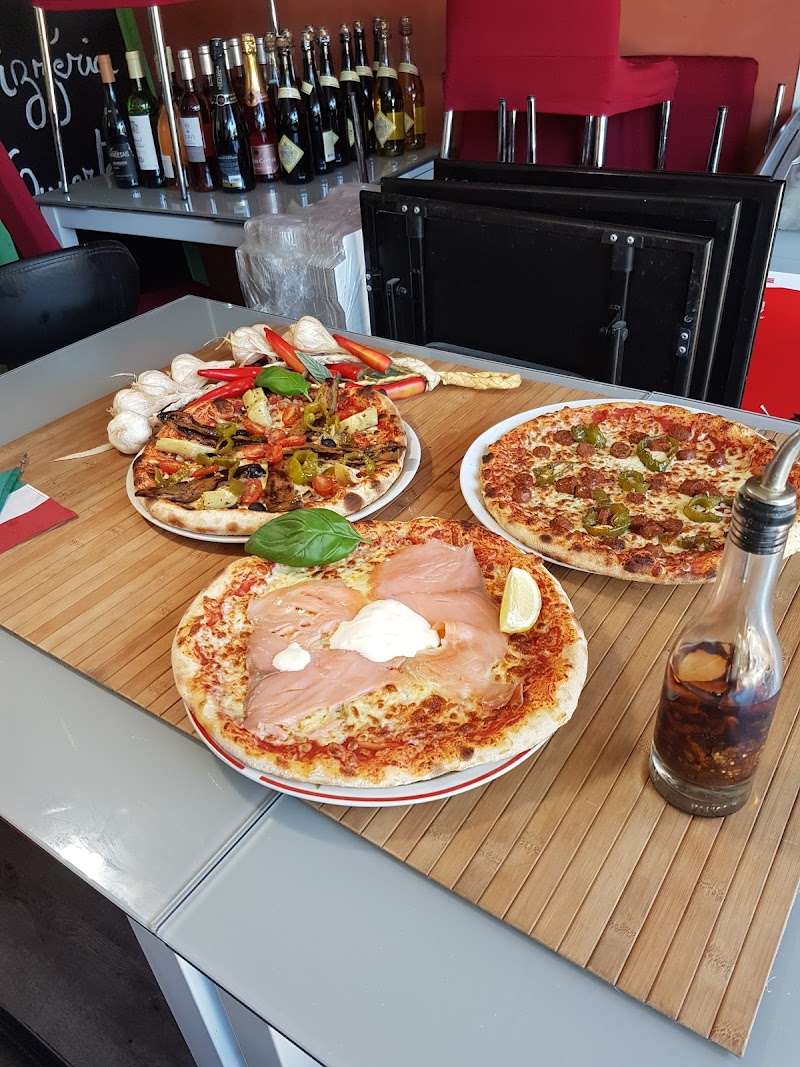 Restaurant Les 3 pilliers à Nîmes, France — photo 2