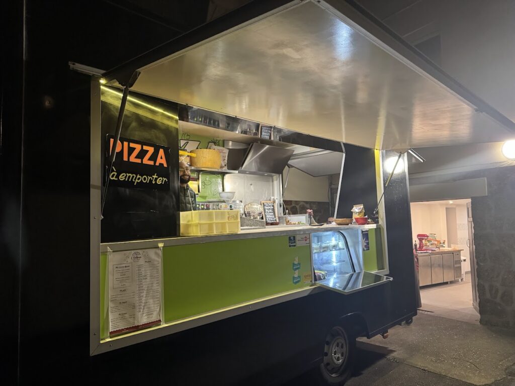 Restaurant L’Osteria à Nanterre, France