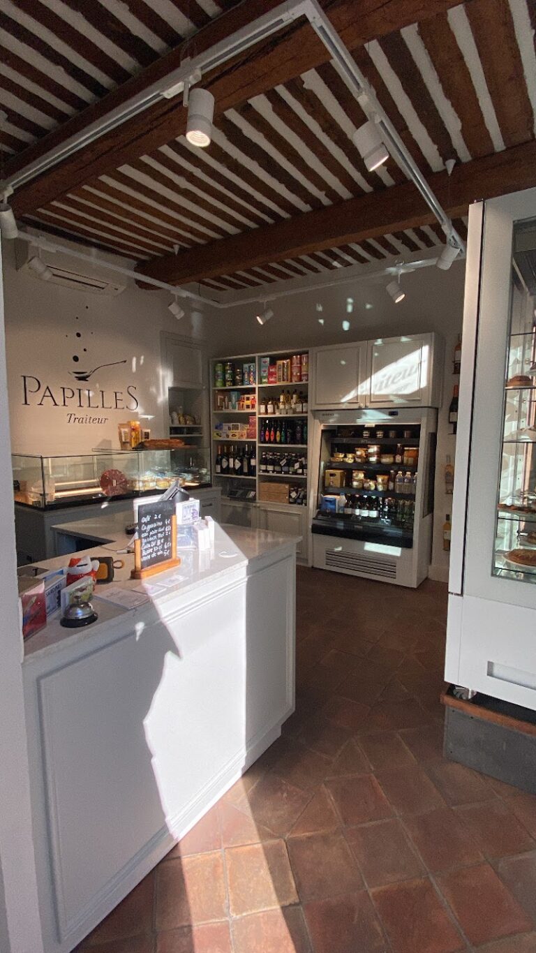 Restaurant PAPILLES à Saint-Rémy-de-Provence, France — photo 1