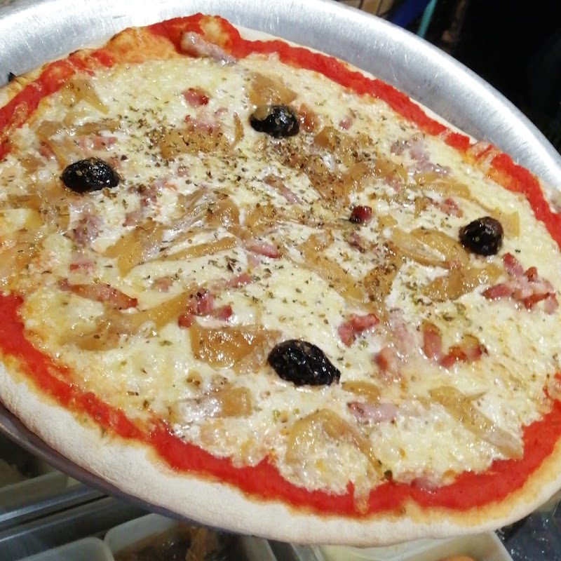 Restaurant Pizzéria Chez Gino à Béziers, France — photo 2