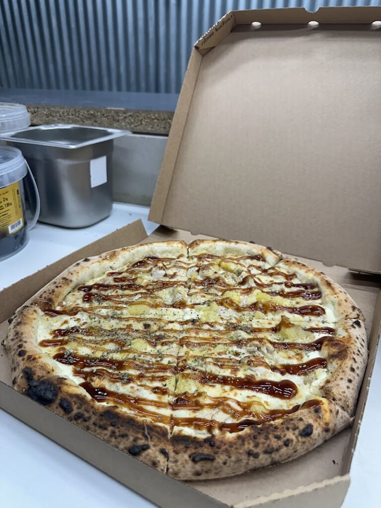 Restaurant Pizzeria de la capelette MR.K à Marseille, France — photo 1