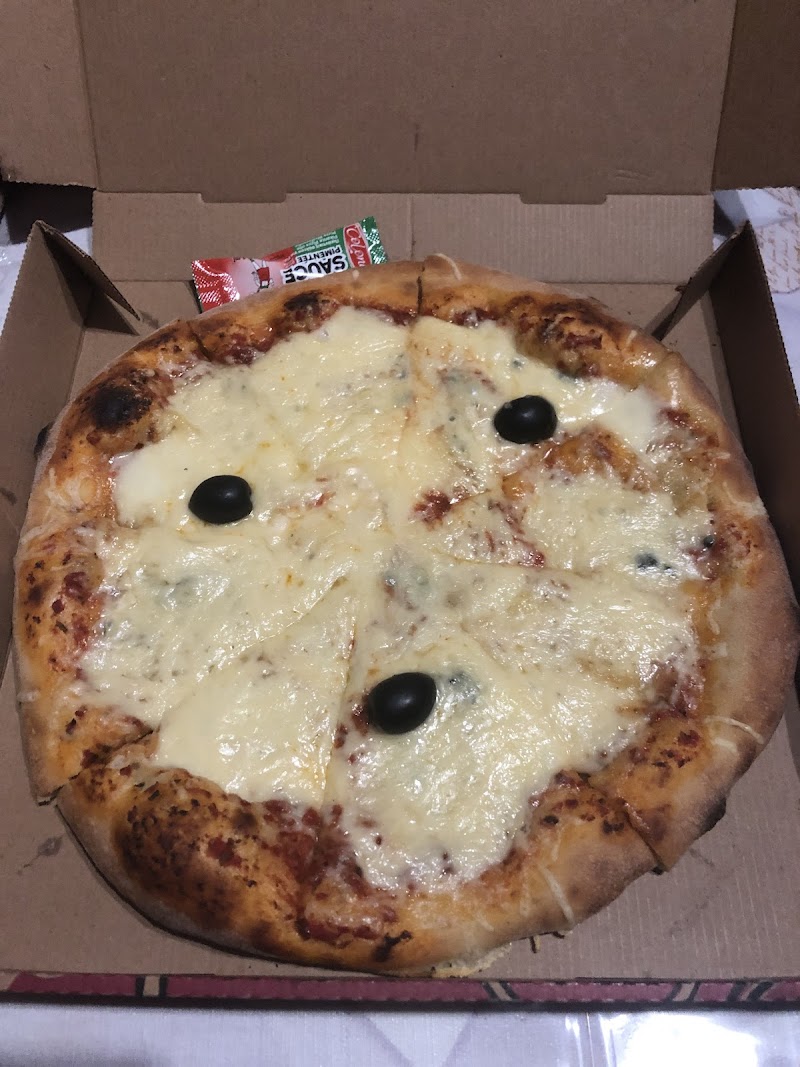Restaurant Pizzeria du Dragon à Aurillac, France — photo 2