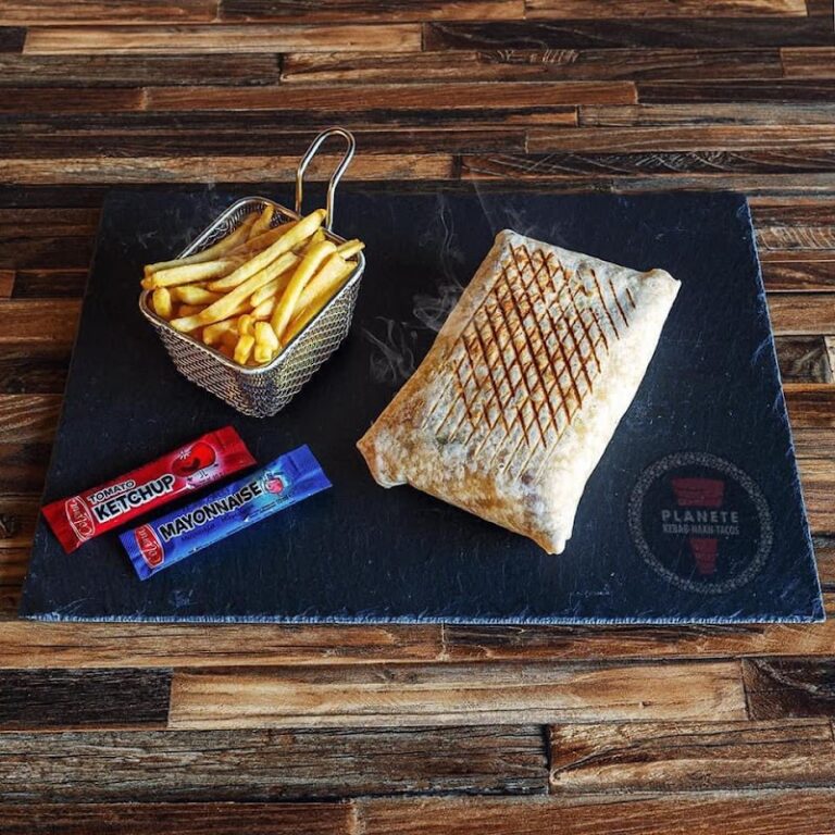 Restaurant Planète Kebab Naan Tacos à Orange, France — photo 1