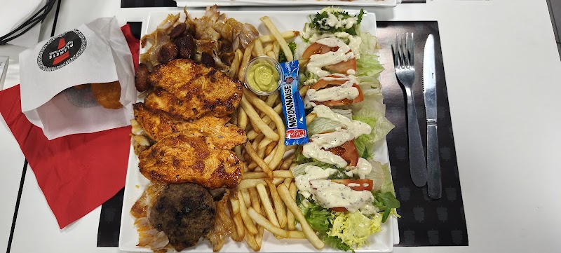 Restaurant Planète Kebab Naan Tacos à Orange, France — photo 3