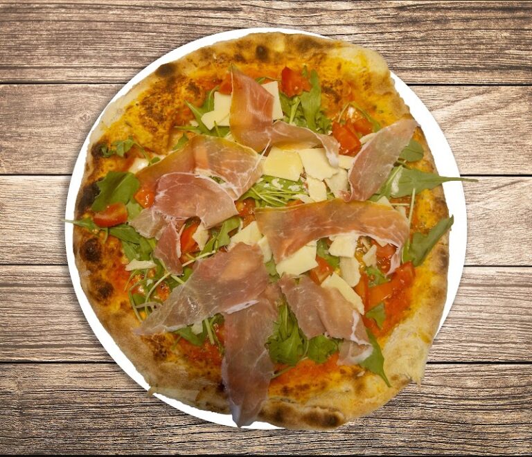 Restaurant Plaza Pizza à Orange, France — photo 1