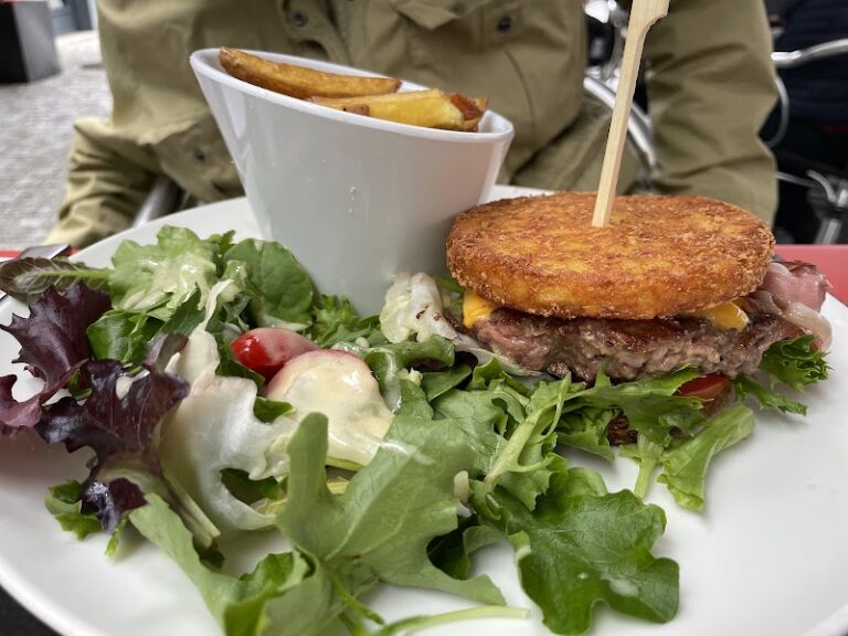 Restaurant Le Comptoir à Lourdes, France — photo 1