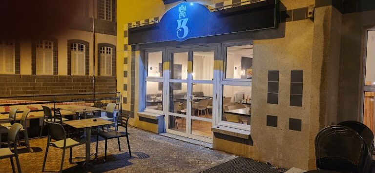 Restaurant Le Numéro Trois Italien pizza à Clermont-Ferrand, France — photo 1