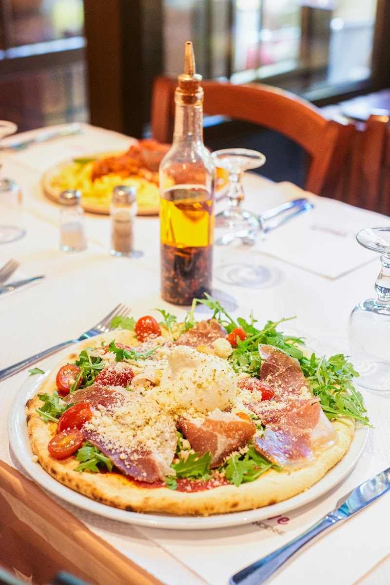 Restaurant-Pizzeria Le Vésuve à Clermont-Ferrand, France — photo 2