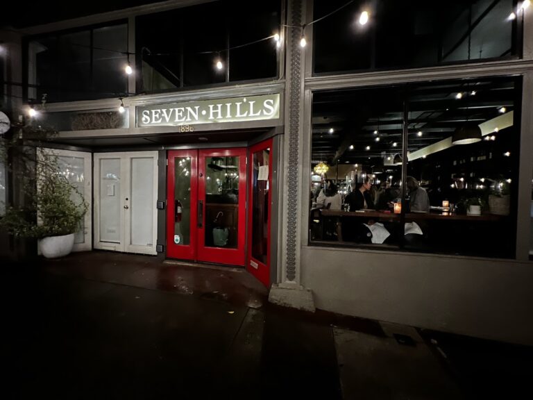 Restaurant Seven Hills à San Francisco, États-Unis