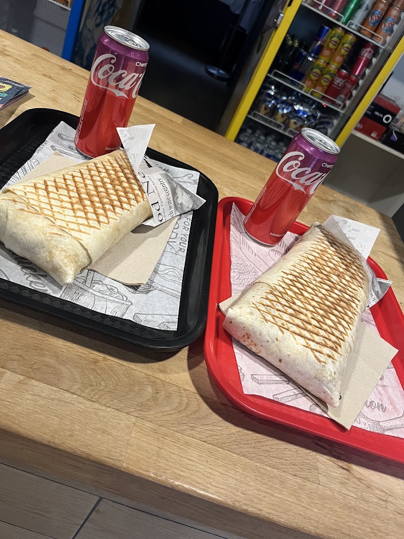 Restaurant Smile Fast Food à Béziers, France — photo 2