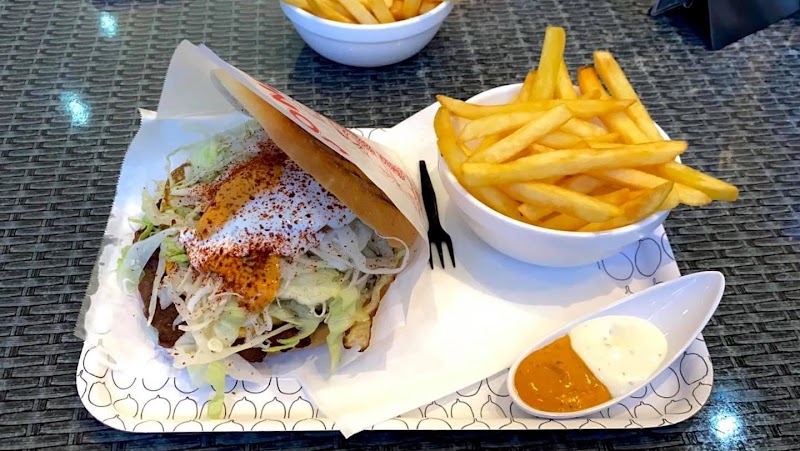 Restaurant Snack Mondial Sàrl à Esch-sur-Alzette, Luxembourg — photo 2