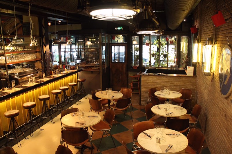 The Place to…Wagram – Restaurant Pub Paris 17 — photo 1