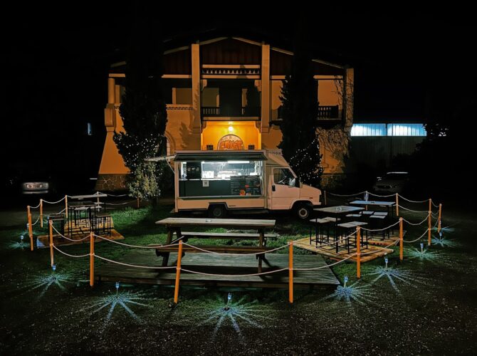 Restaurant Burger Truck à Mimizan, France