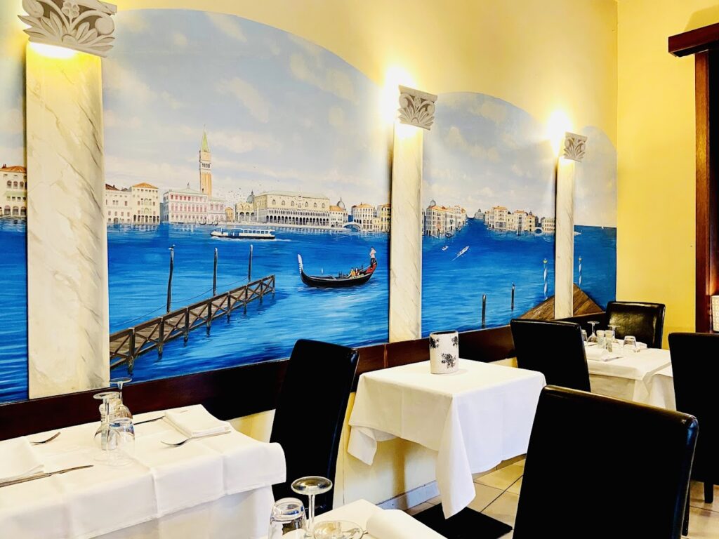 Restaurant Ciao Bella đźđč Ă Ixelles, Belgique