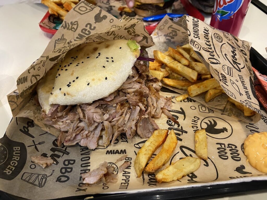 Restaurant La Bûche Roubaix à Roubaix, France