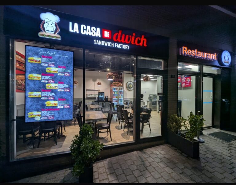 Restaurant LA CASA DE DWICH. (HALAL) à Louvres, France