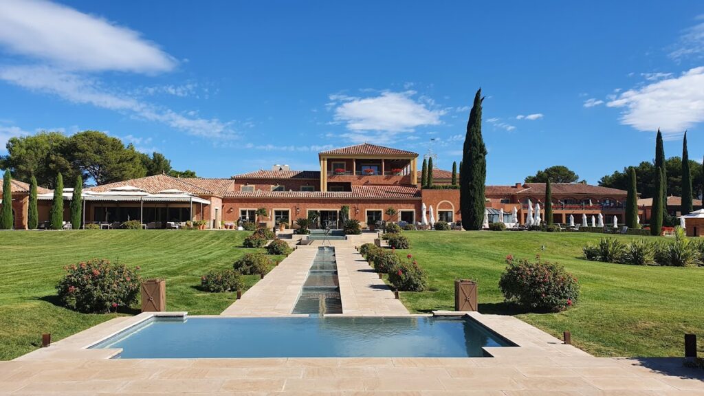 Restaurant La Table du Castellet*** à Le Castellet, France