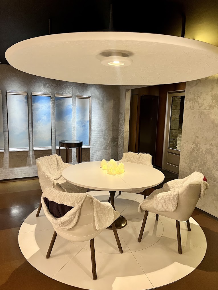 Restaurant Le 1947 à Cheval Blanc à Courchevel, France