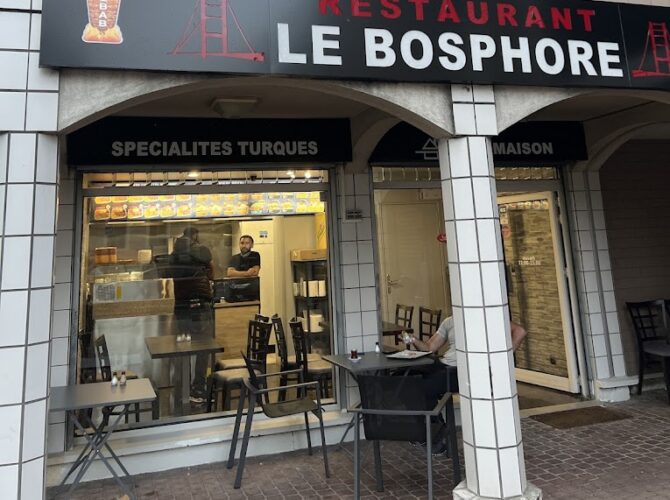 Restaurant Le Bosphore à Louvres, France