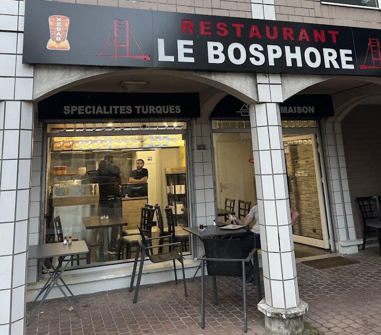 Restaurant Le Bosphore à Louvres, France
