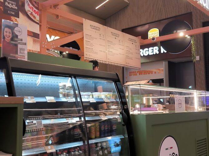 Restaurant Lunicco – Grand Place à Grenoble, France