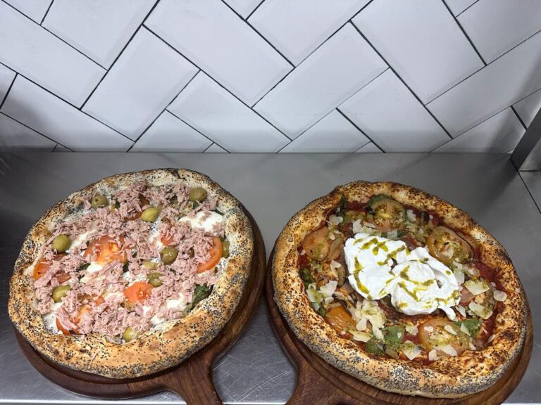 Restaurant Place Pizza – Louvres à Louvres, France