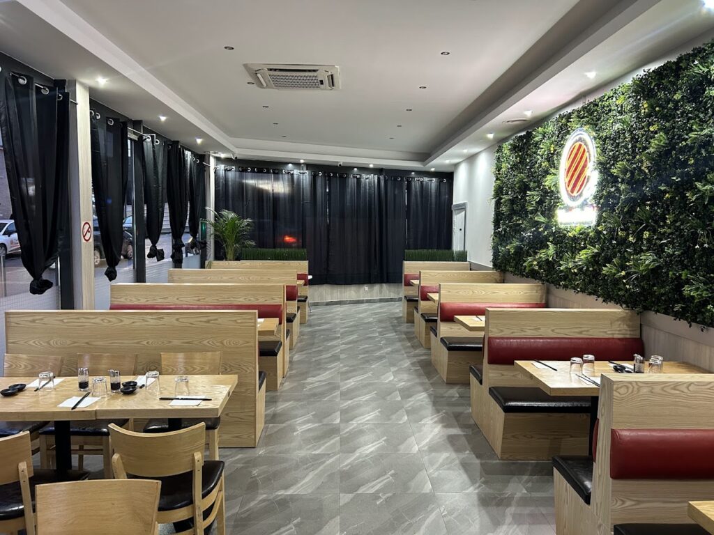 Restaurant YUMI SUSHI à Louvres, France
