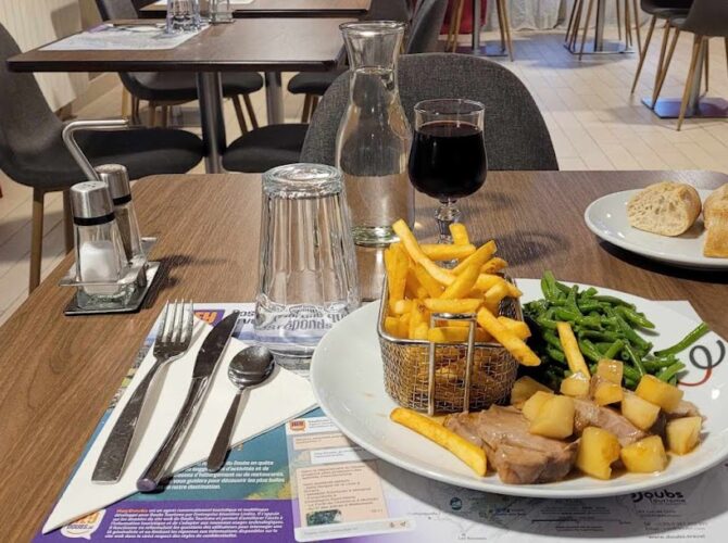 Restaurant Campanile Montbéliard à Sochaux, France