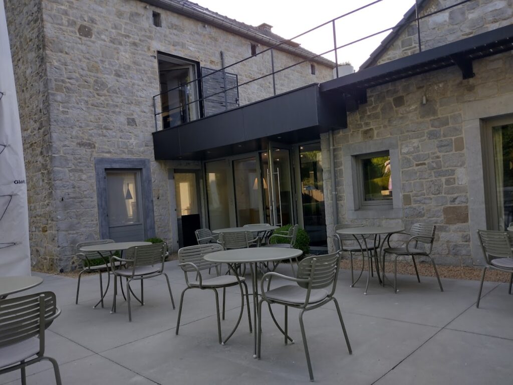 Restaurant Le Coq aux Champs à Tinlot, Belgique