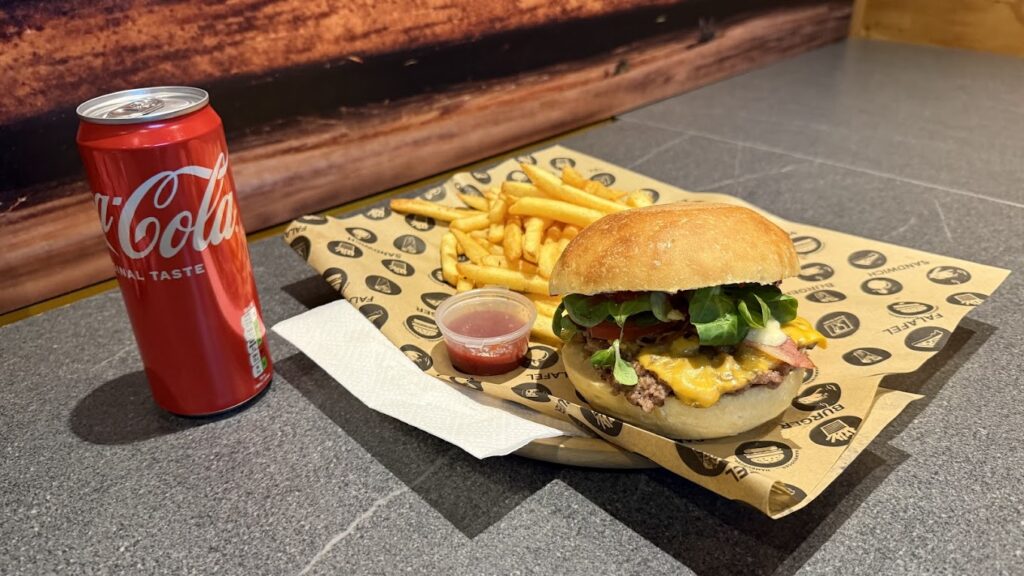 Restaurant Street Food à Sochaux, France