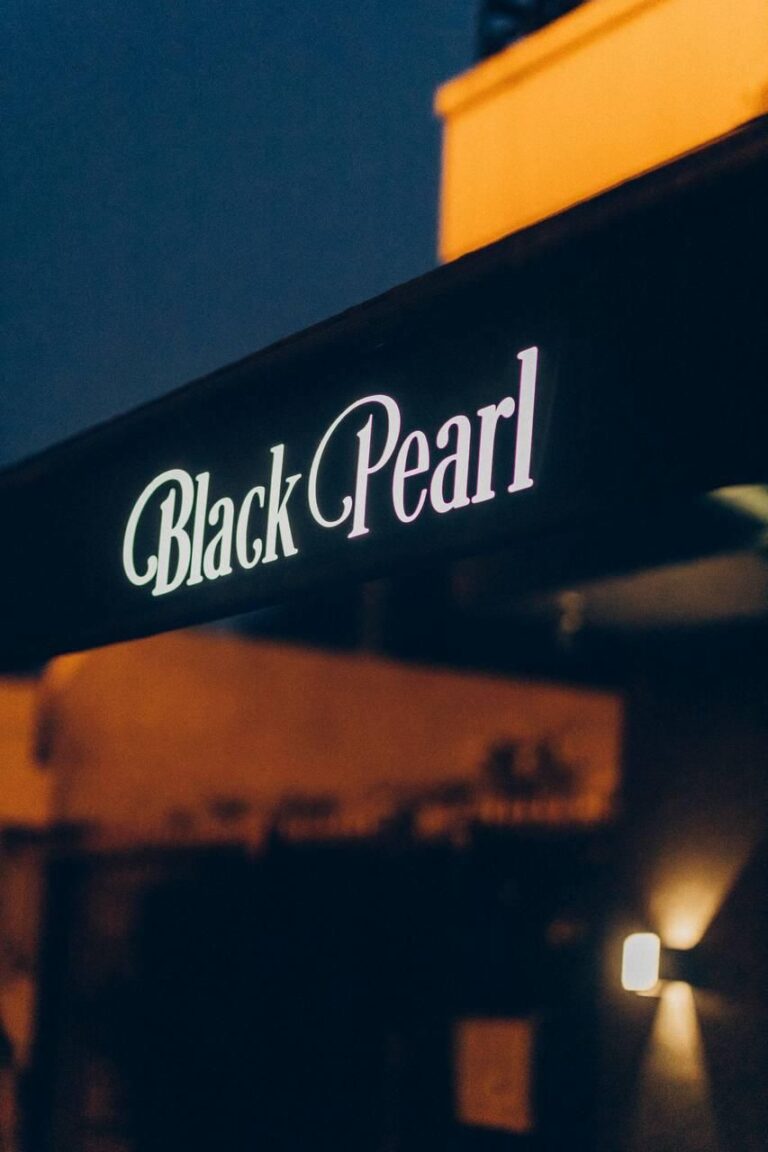 Restaurant Black Pearl à Cannes, France