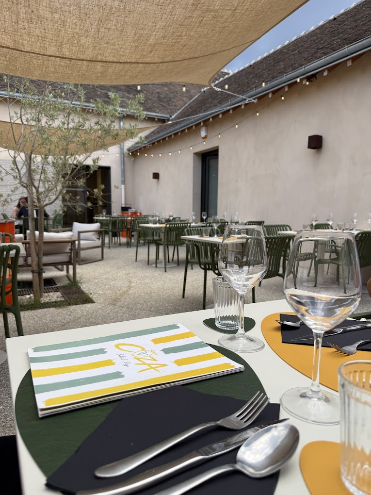 Restaurant COZA à Amilly, France