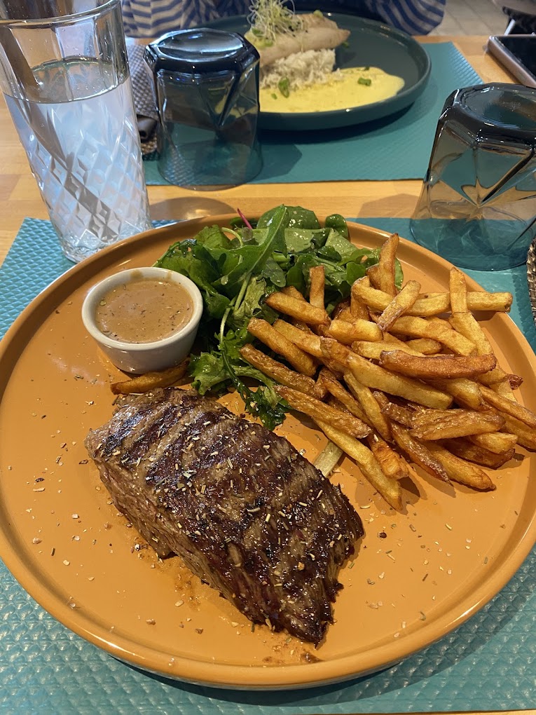 Restaurant Le Bistrot des Planches à Deauville, France