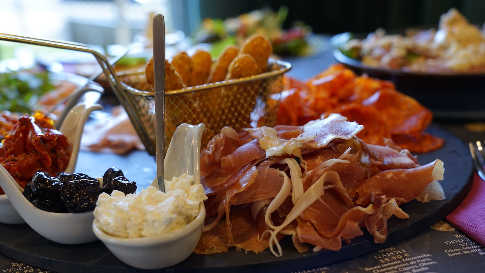 Restaurant Tana Calda “pizzeria” – Châtillon le Duc à Châtillon-le-Duc, France — photo 3