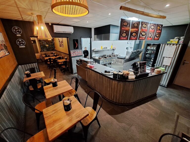 Restaurant Tuki Thai Lorient à Lorient, France