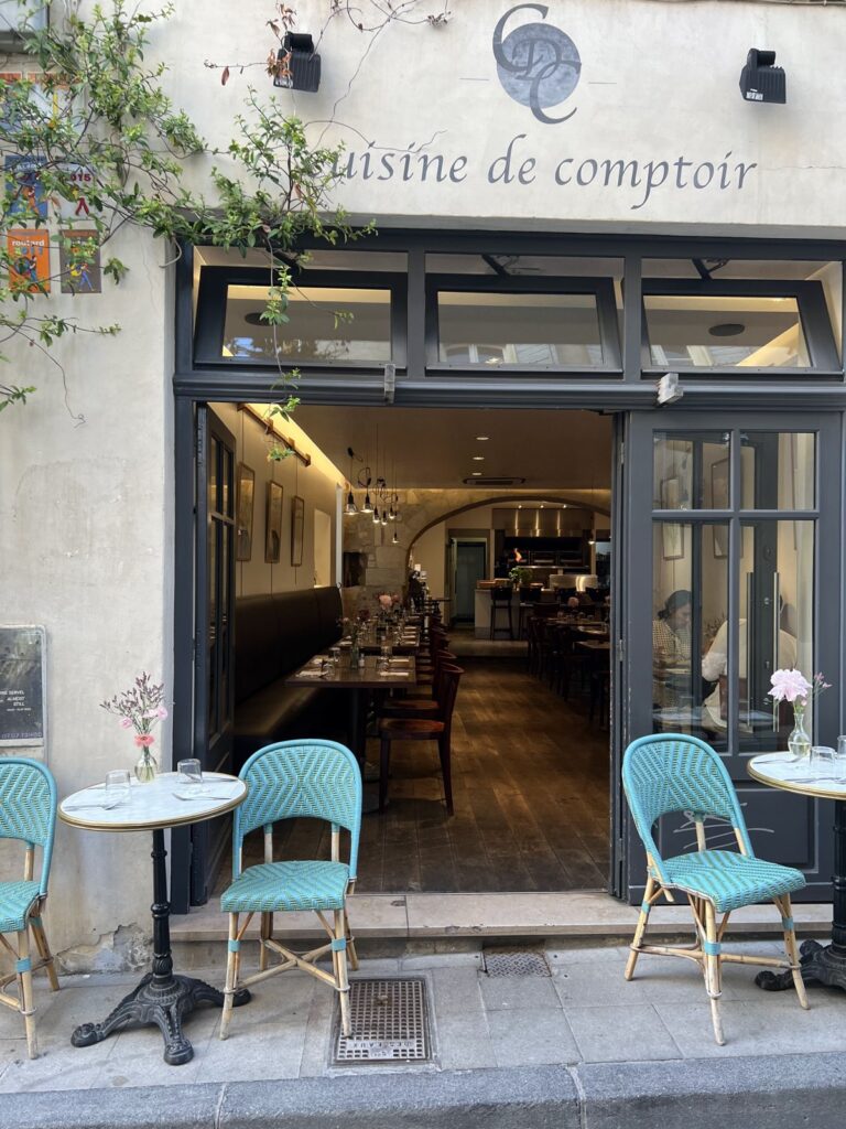 Restaurant Cuisine de Comptoir à Arles, France